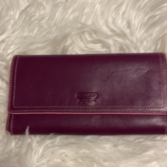 COACH Purple Leather Wallet used in good condition size in pictures - Picture 16 of 16